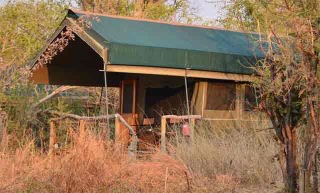 Sango Camp - Khwai Botswana
