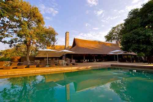 Mfuwe Lodge - South Luangwa Zambia