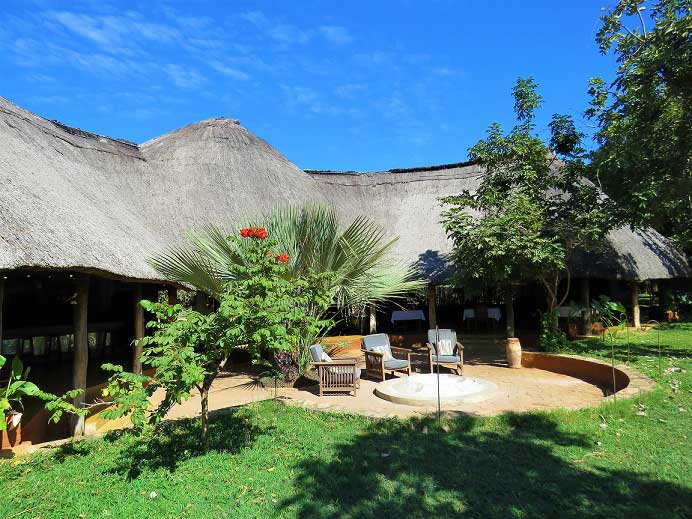 Thornicroft Lodge - South Luangwa Zambia